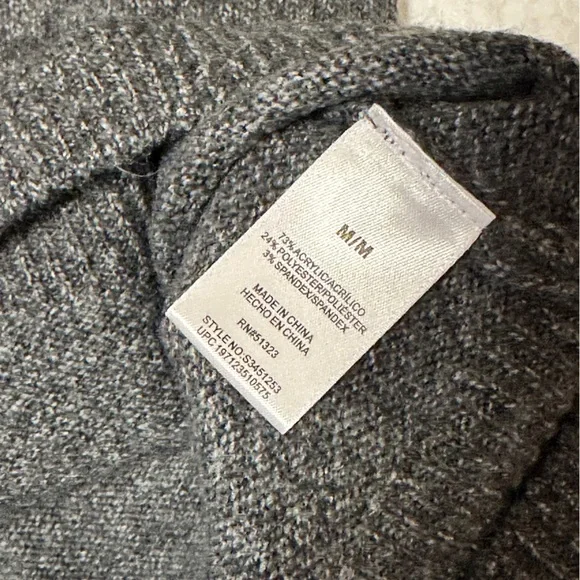 Vince Camuto Cheers Sweater - Picture 3 of 4